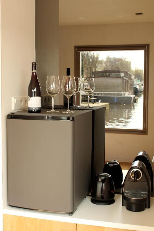 מלון אמסטרדם Houseboat Little Amstel מראה חיצוני תמונה